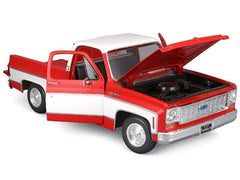 1974 Chevrolet C10 Cheyenne Super Pickup Truck Red and White "Special Edition" Series 1/18 Diecast Model Car by Maisto - View 2