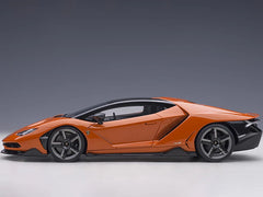 Lamborghini Centenario Arancio Argos / Pearl Orange with Carbon Top 1/18 Model Car by Autoart - View 2