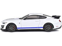 2020 Ford Mustang Shelby GT500 White with Blue Stripes "Special Edition" 1/18 Diecast Model Car by Maisto - View 3